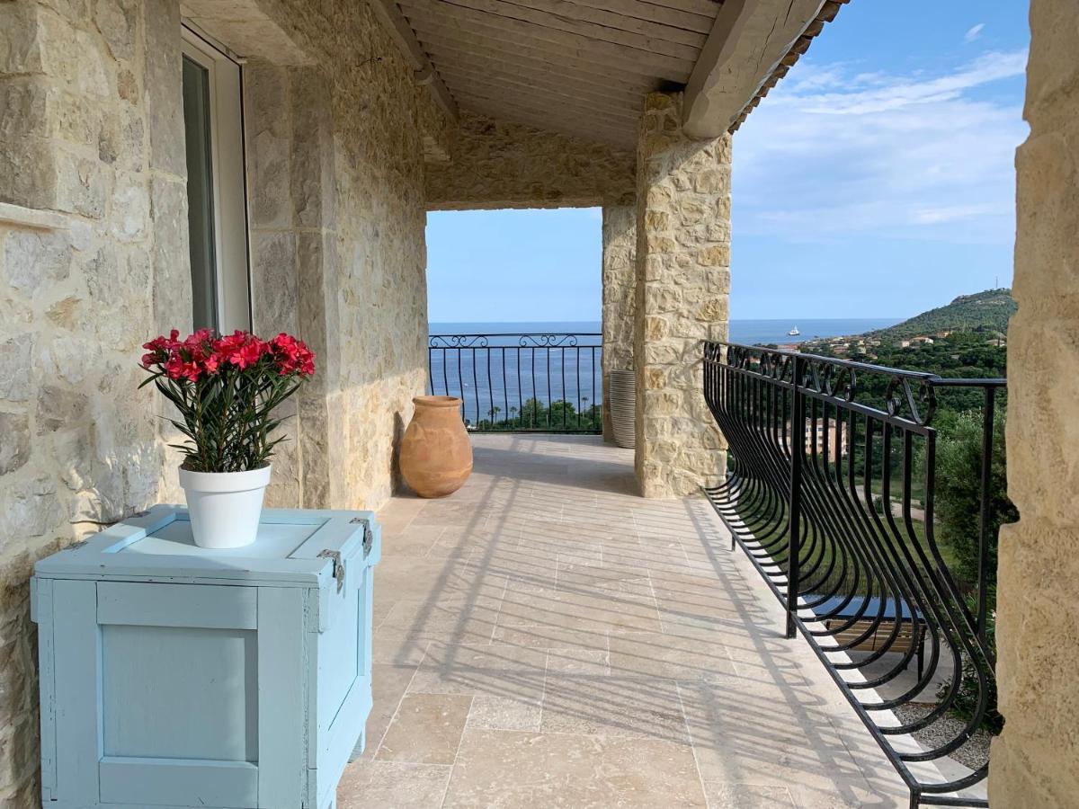Villa Grand Baie Saint-Raphaël Extérieur photo