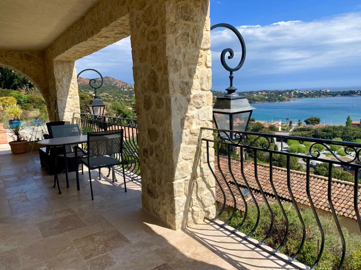 Villa Grand Baie Saint-Raphaël Extérieur photo