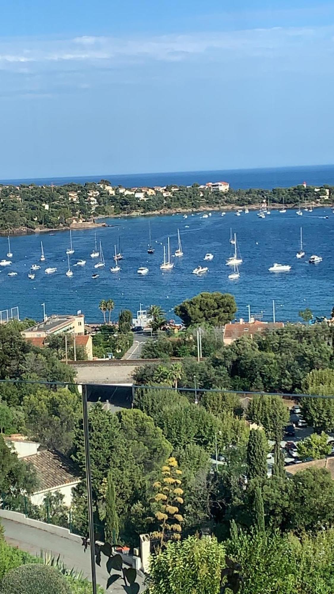 Villa Grand Baie Saint-Raphaël Extérieur photo